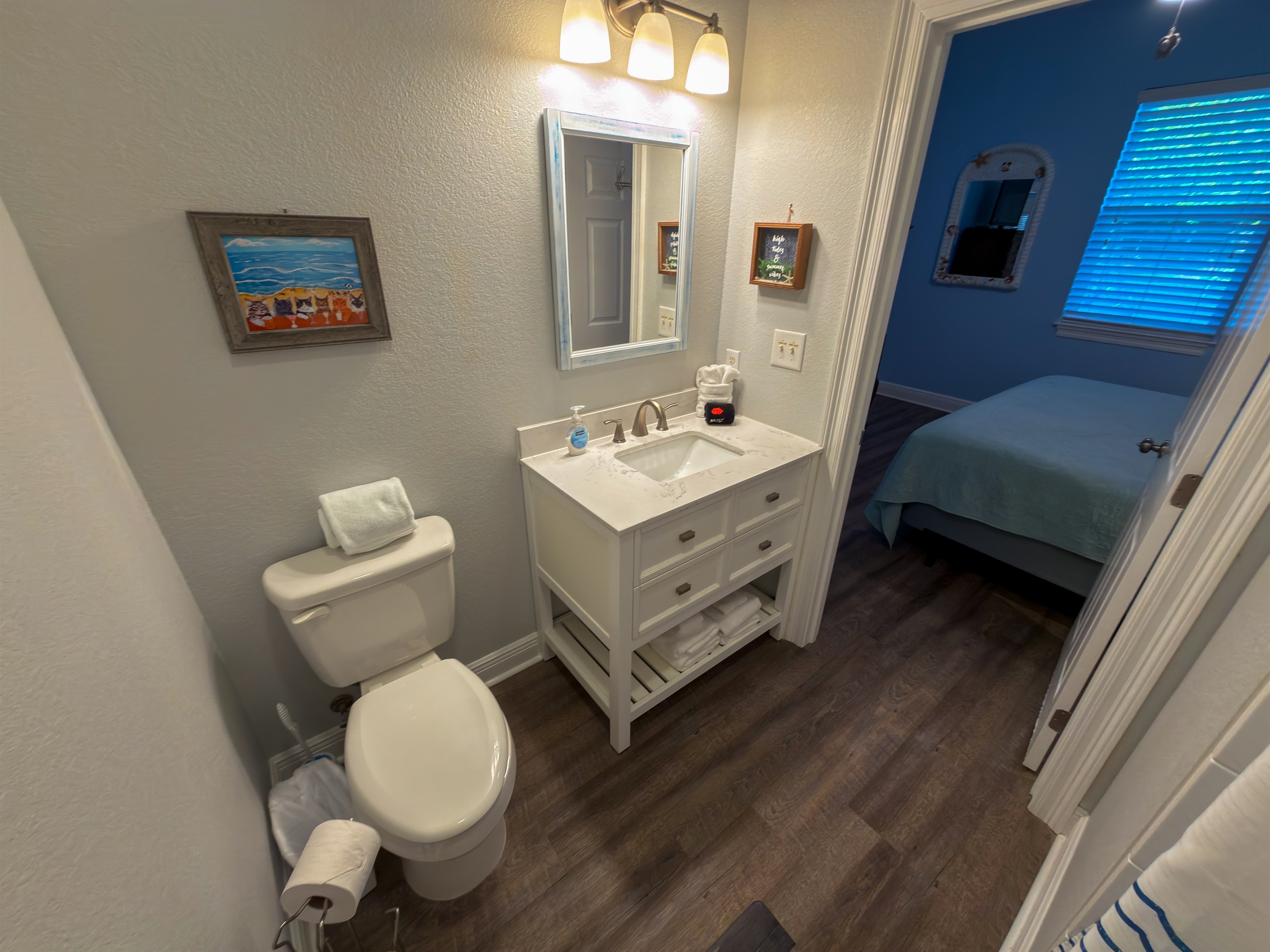 Whether you’re getting ready for dinner or winding down after a sun-filled afternoon, this private bath adds a layer of ease and privacy to your stay.