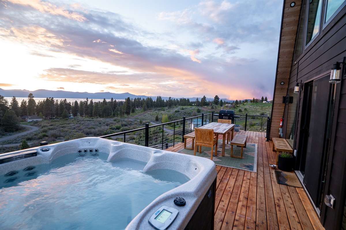 7 Person Hot Tub