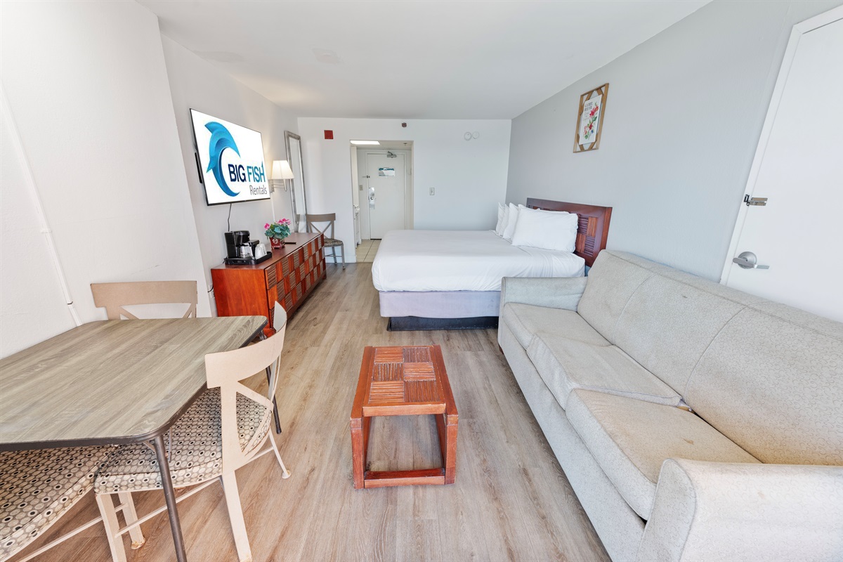 Living Room, Beautifully Decorated with Amazing Views