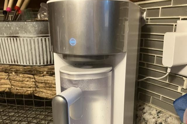 We provide a Reverse Osmosis Water Filter!