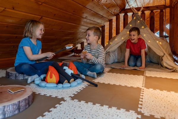 "Can we sleep up here?!" — the treehouse loft they'll never want to leave 🪜🏕️