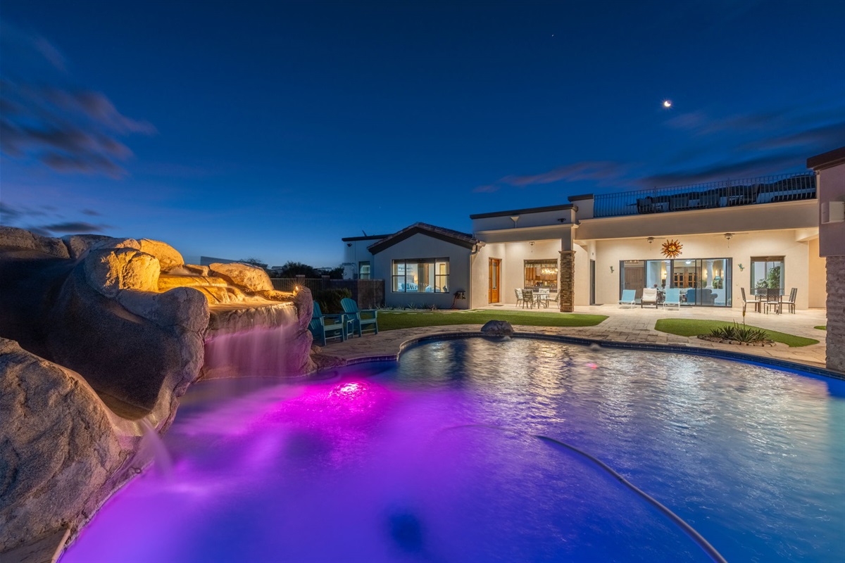 Private Pool and Spa with Optional Pool Heat Available for an Additional Nightly Fee.