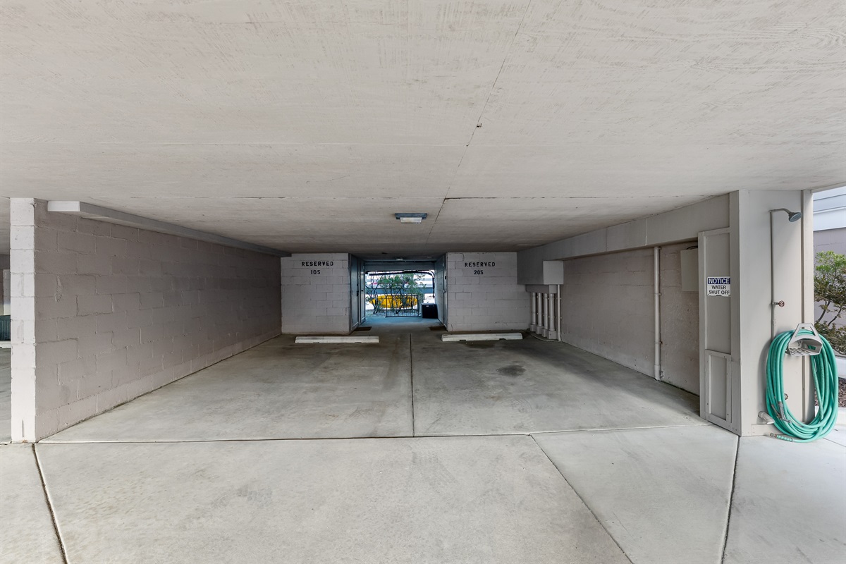 Assigned 1 Car Covered Parking For Unit