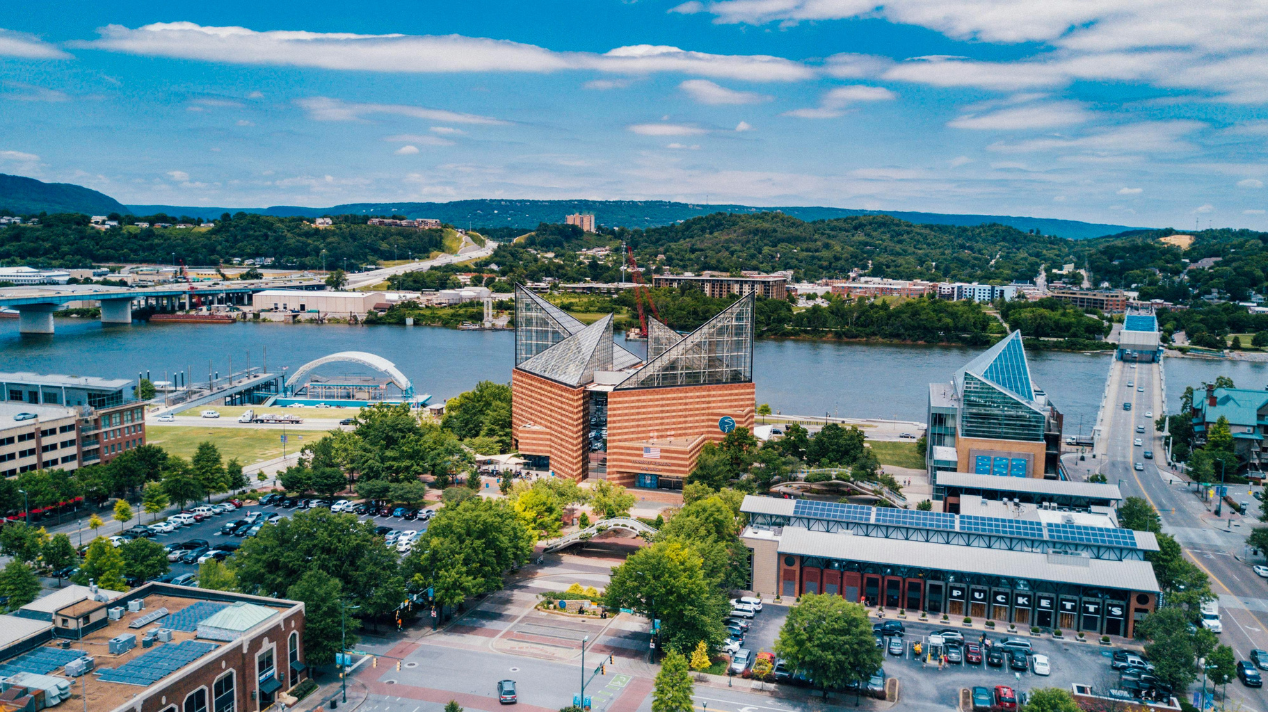 Chattanooga Tennessee skyline and riverfront