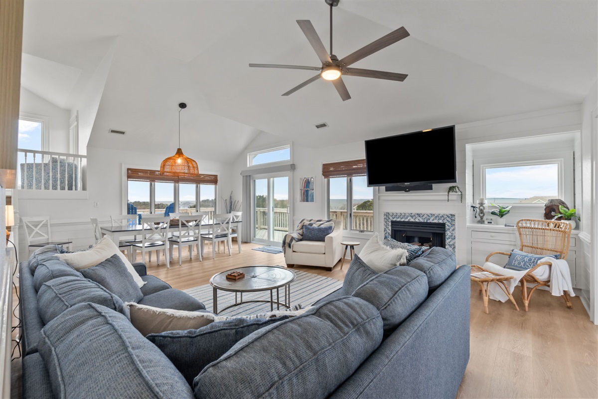 Open living area with lots of natural light and easy flow into the kitchen and dining space.
