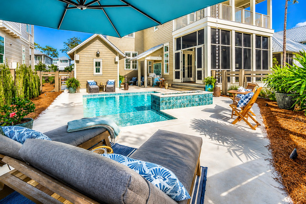 Resort Style Outdoor Living Around the Pool