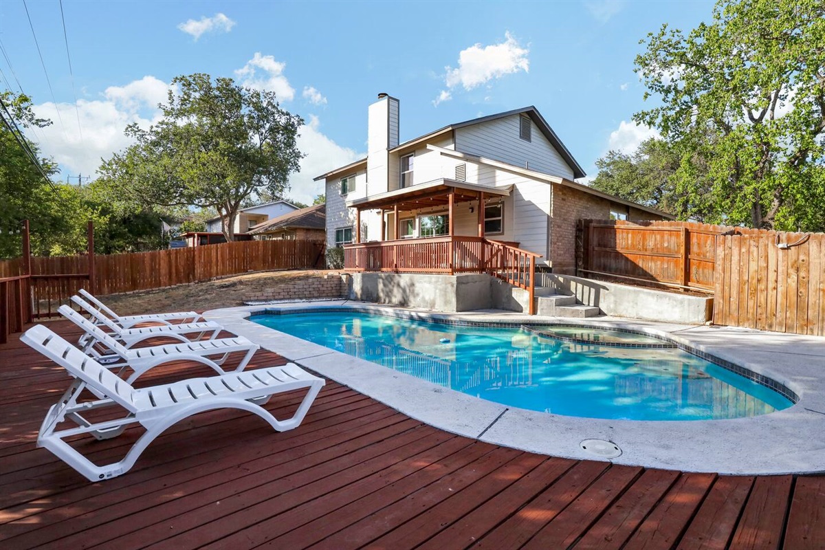 Beautiful pool with hot tub and deck