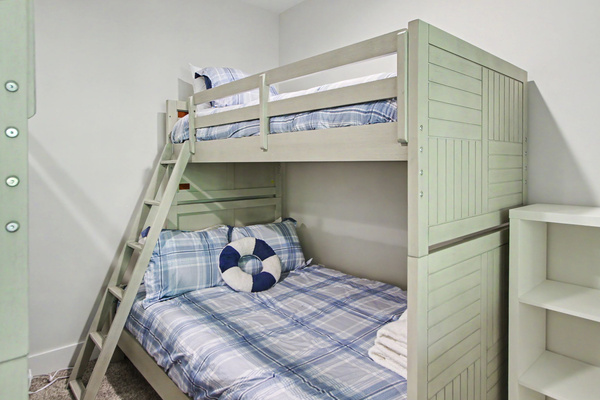 Lower level bunk bed