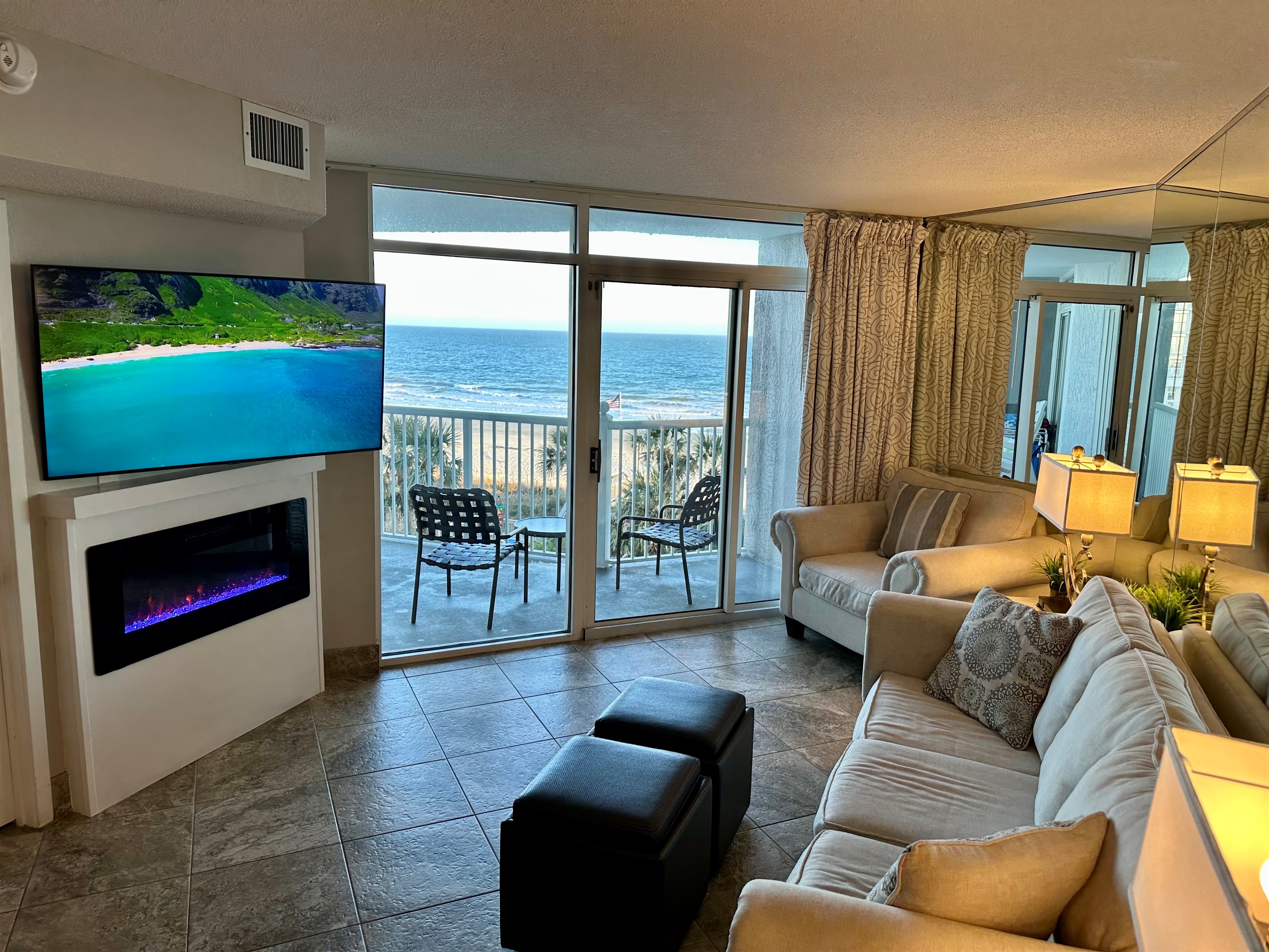 Spacious Oceanfront Living Room w/ Smart TV & Electric Fireplace