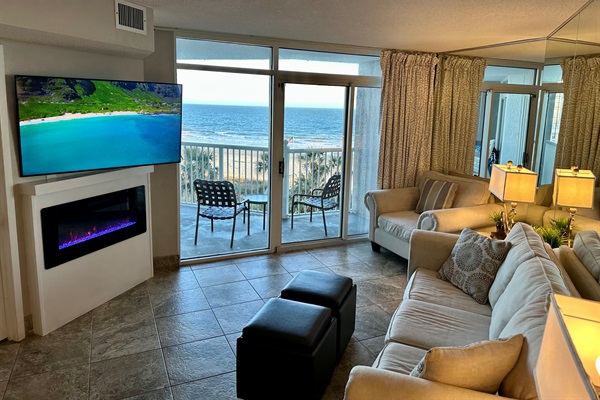 Spacious Oceanfront Living Room w/ Smart TV & Electric Fireplace