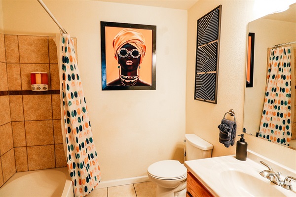 Step into tranquility! Our bathroom is a sanctuary of relaxation, where every detail is designed for comfort and rejuvenation. 🚿🌿 #BathroomBliss #RelaxationStation
