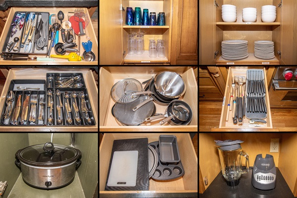 Fully loaded kitchen with everything you need for a mega Thanksgiving dinner.