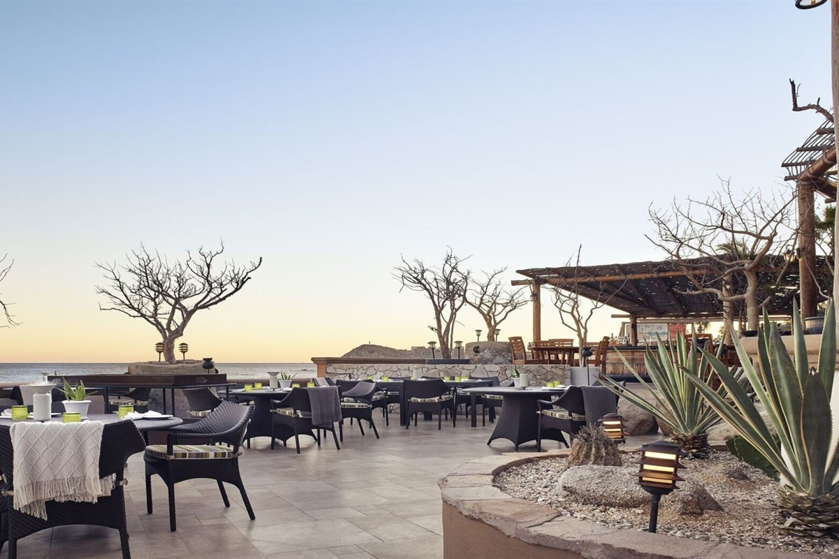Outdoor Dining at Hacienda Del Mar Cabo, Vacation Travel Exclusives