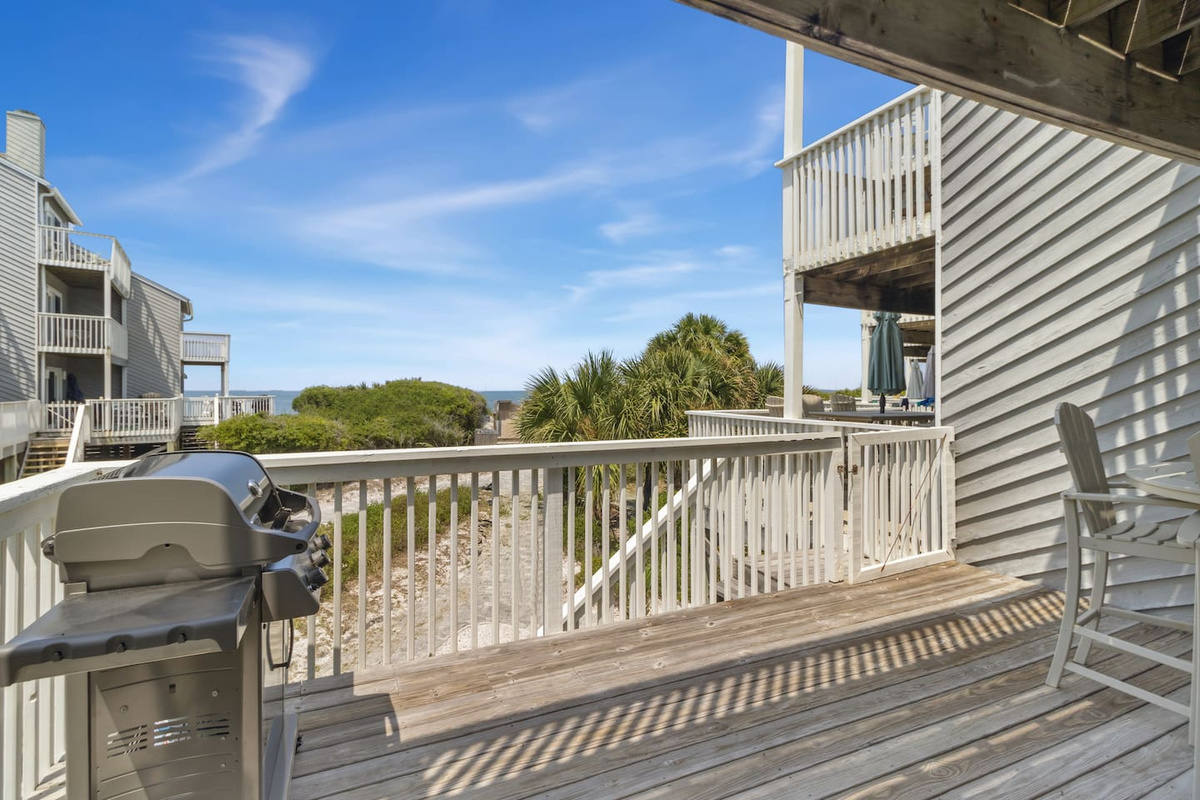Count them yourself &mdash; 16 steps from your front door to the beach walkover. That's not a typo.