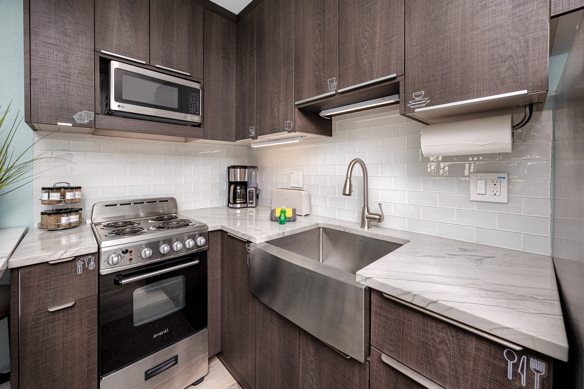 Fully stocked kitchen