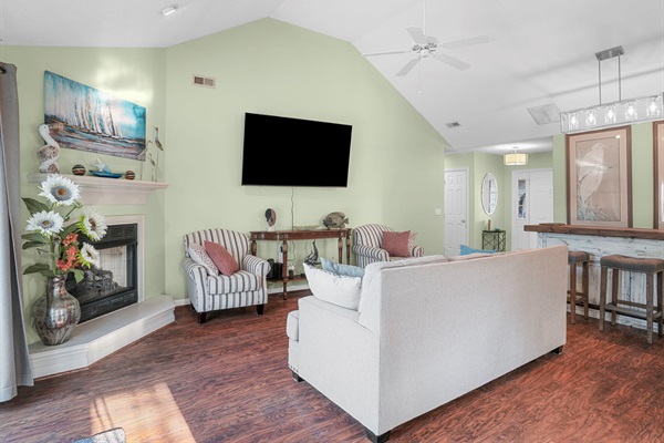 Great Room, Seating Area, TV