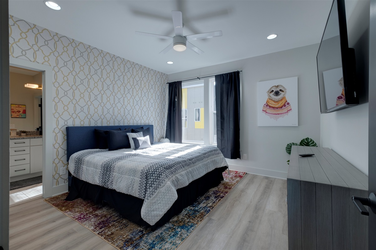 King Bedroom with Bathroom