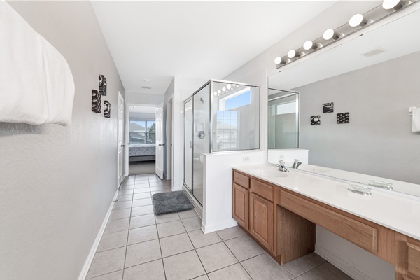 Master Ensuit Bathroom