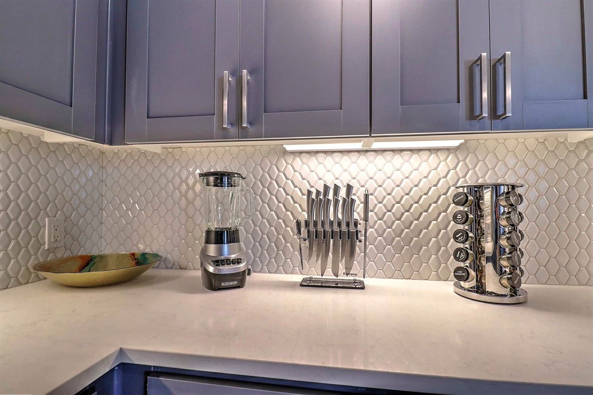 STAGED PHOTO DESIGN AND COLOR MAY STILL VARY