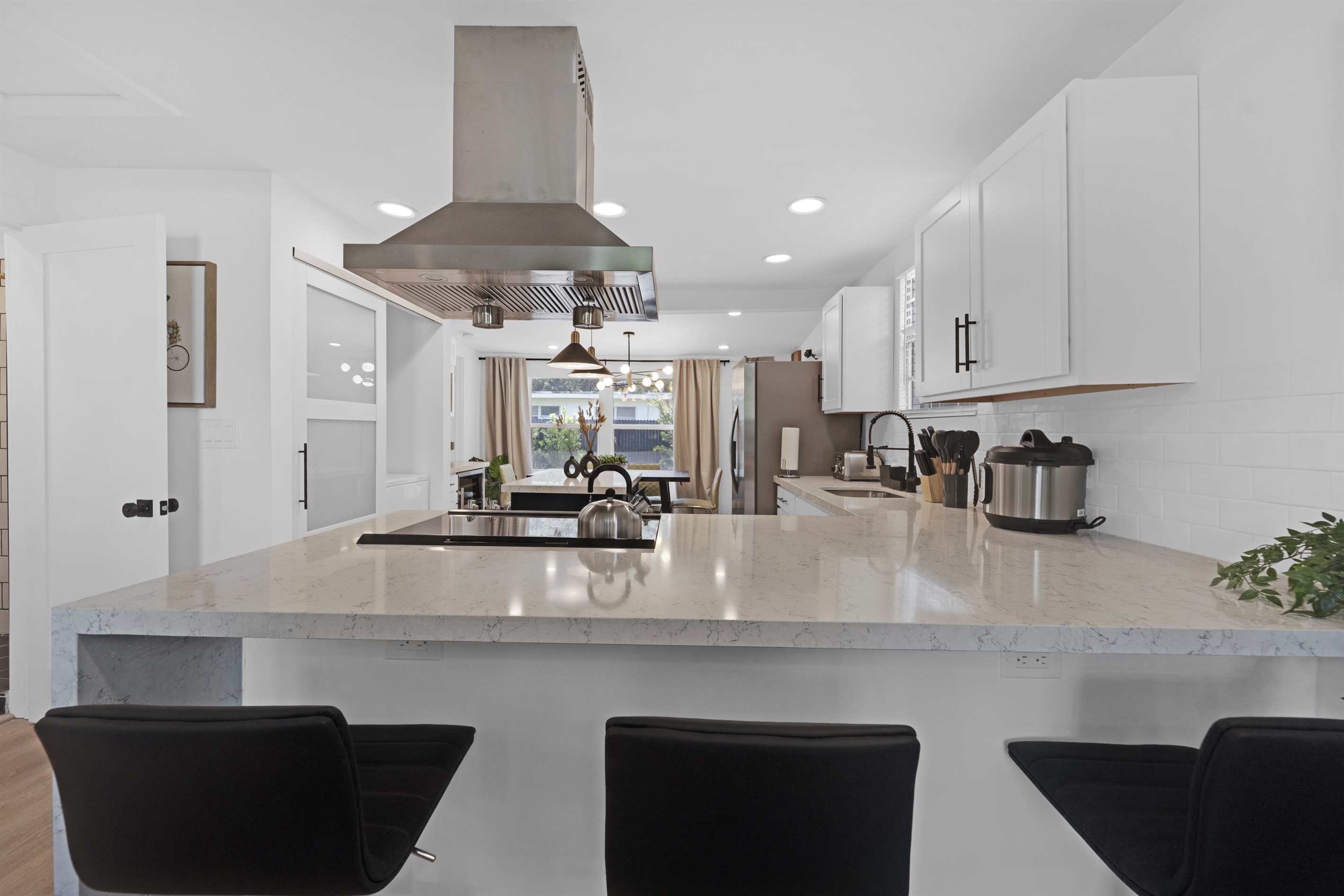 House with Fenced Yard - Palm Wave Says - 6