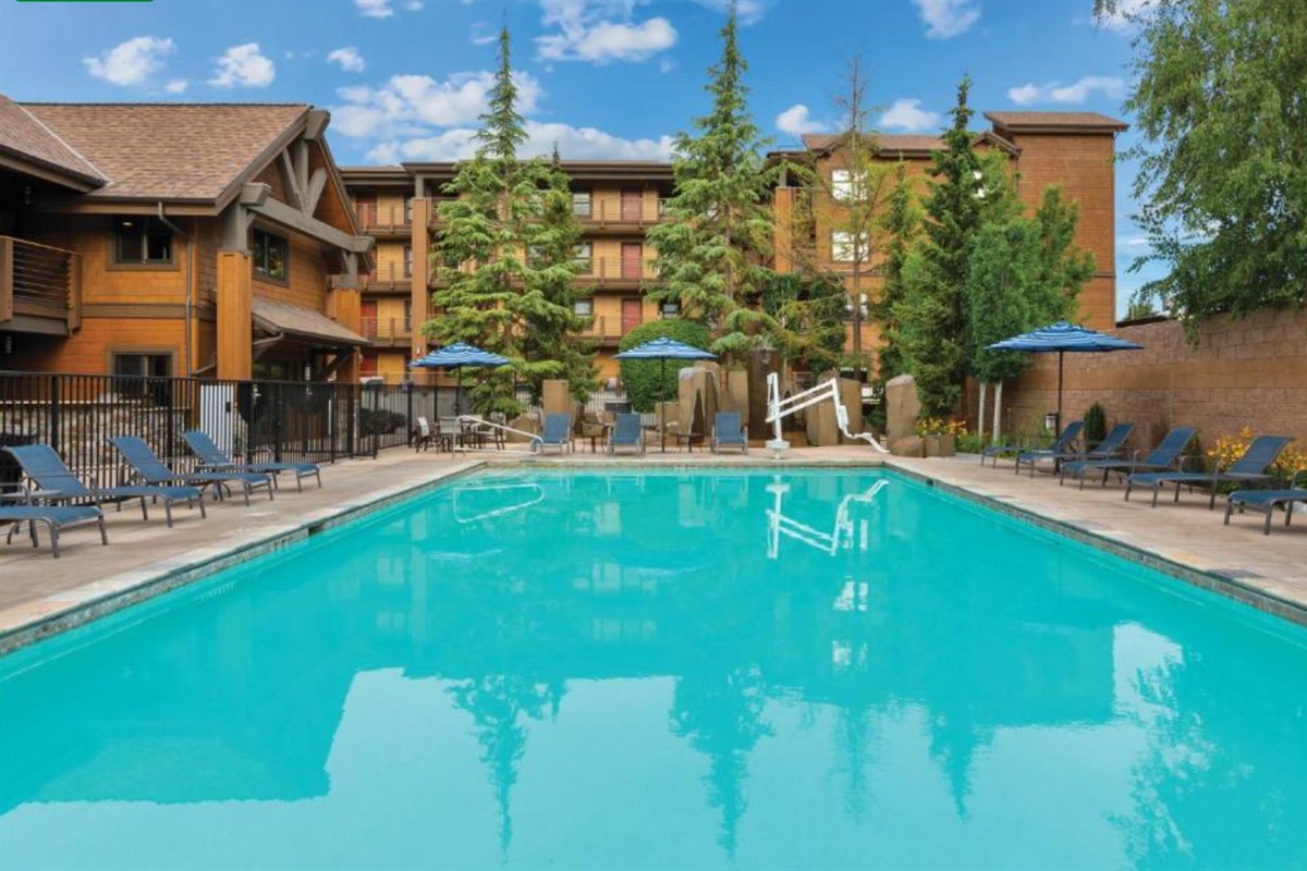 Outdoor swimming pool