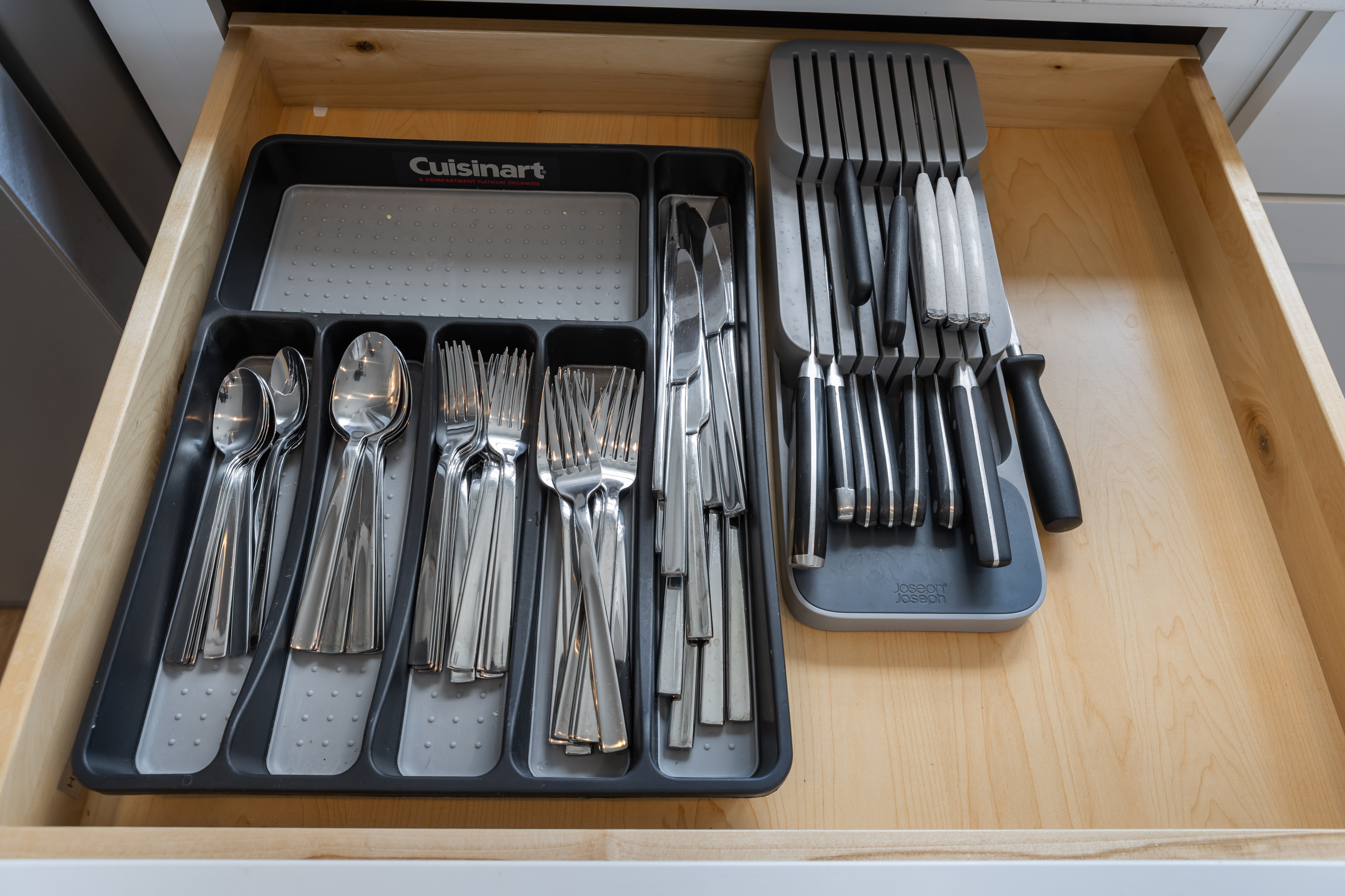 Well-equipped kitchen