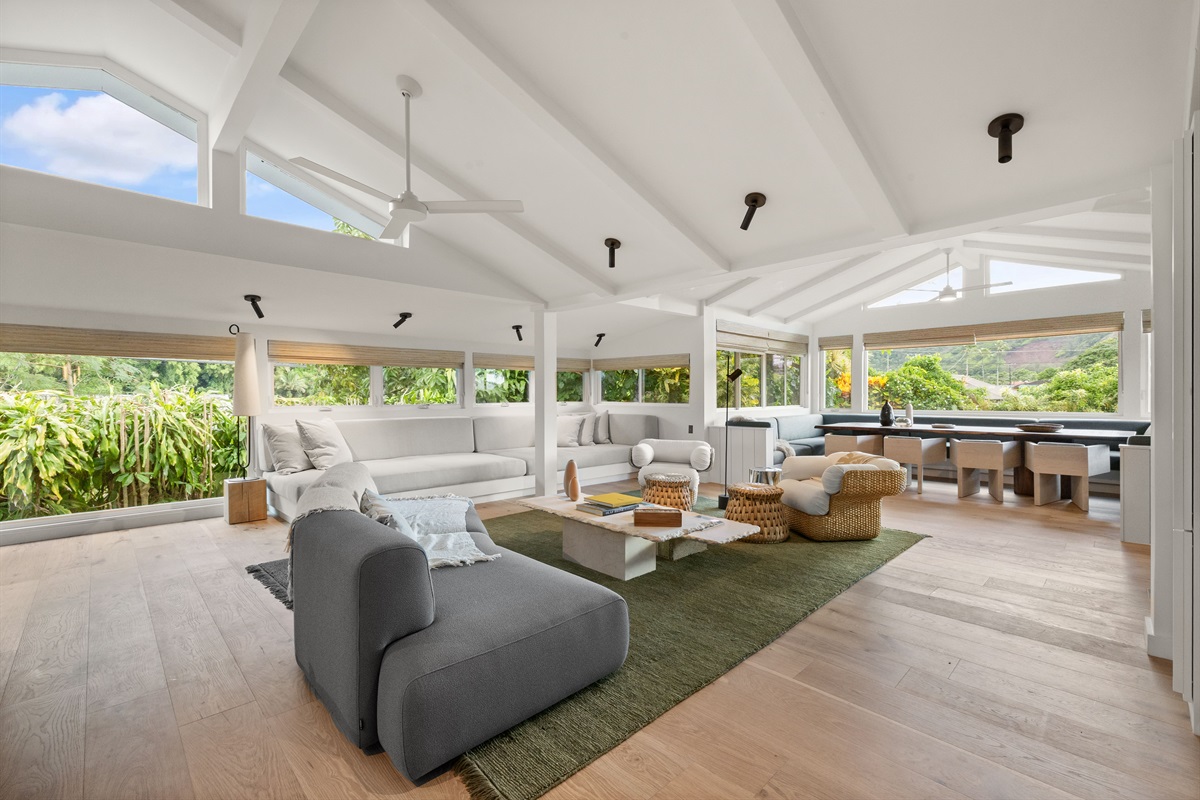Living Room - Large View