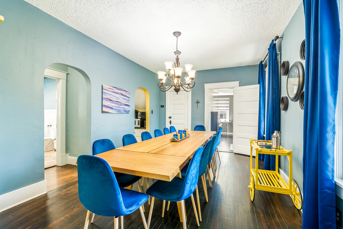 The ultimate gathering spot. Our formal dining table comfortably seats up to 14 guests all together—perfect for family reunions, holiday feasts, or company retreats.