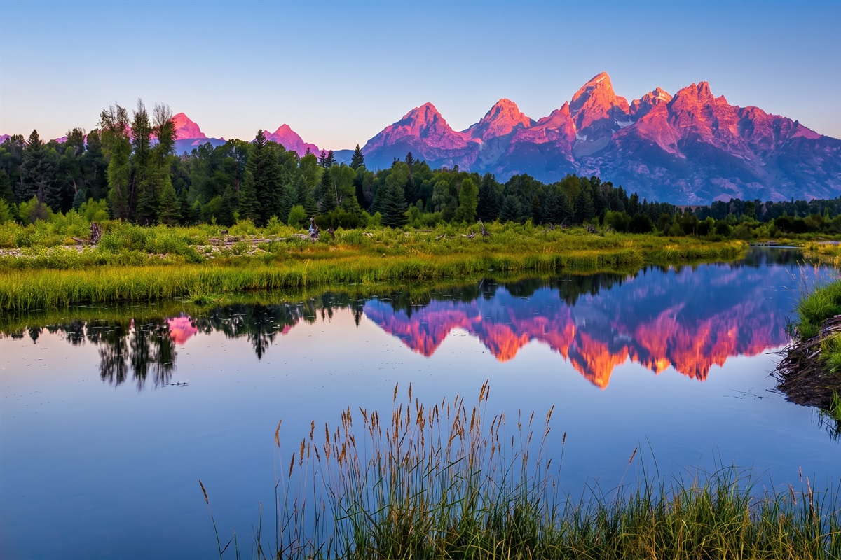 Golden hour hits different here! Grand Teton National Park