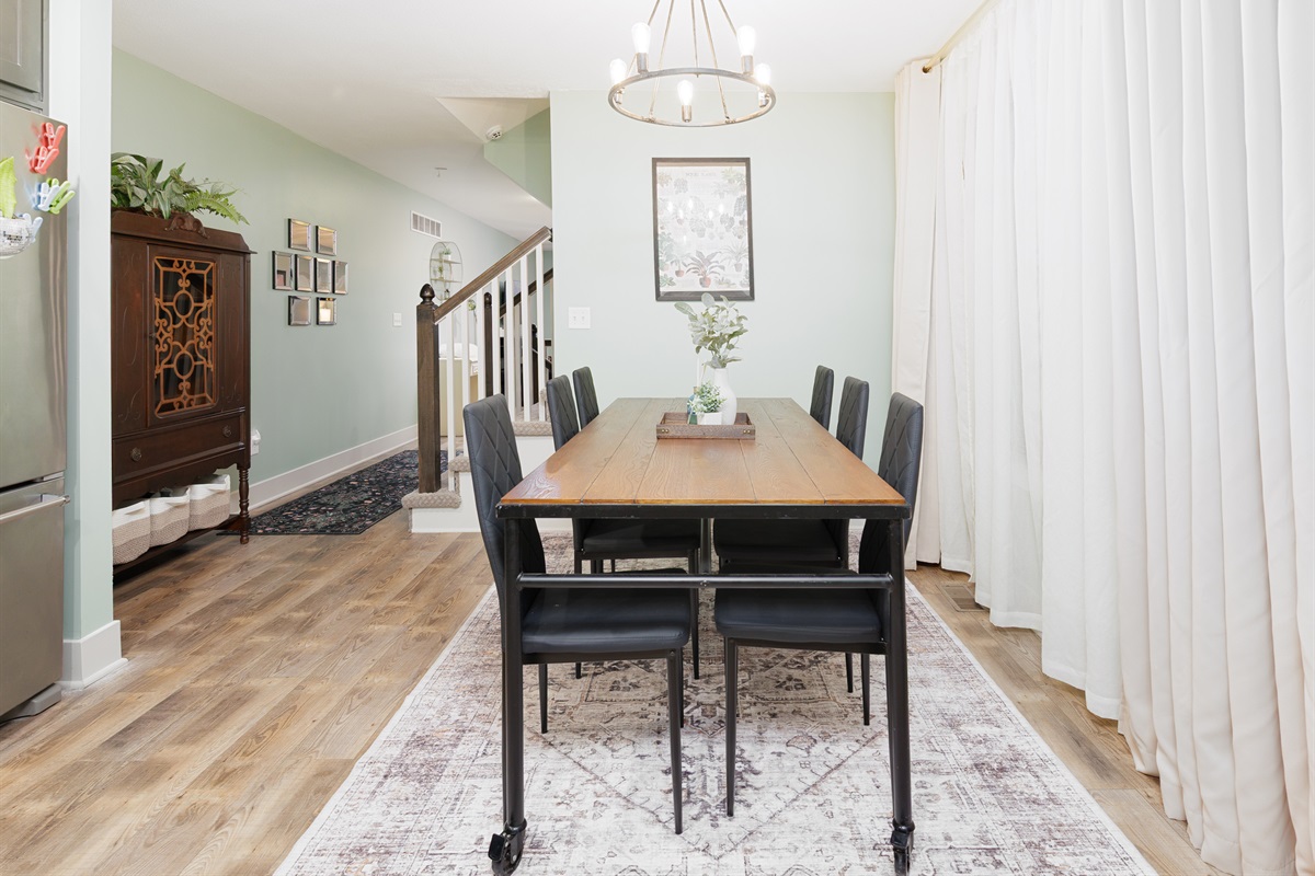 Casual dining area conveniently positioned off the kitchen, creating an easy flow for everyday meals and entertaining.