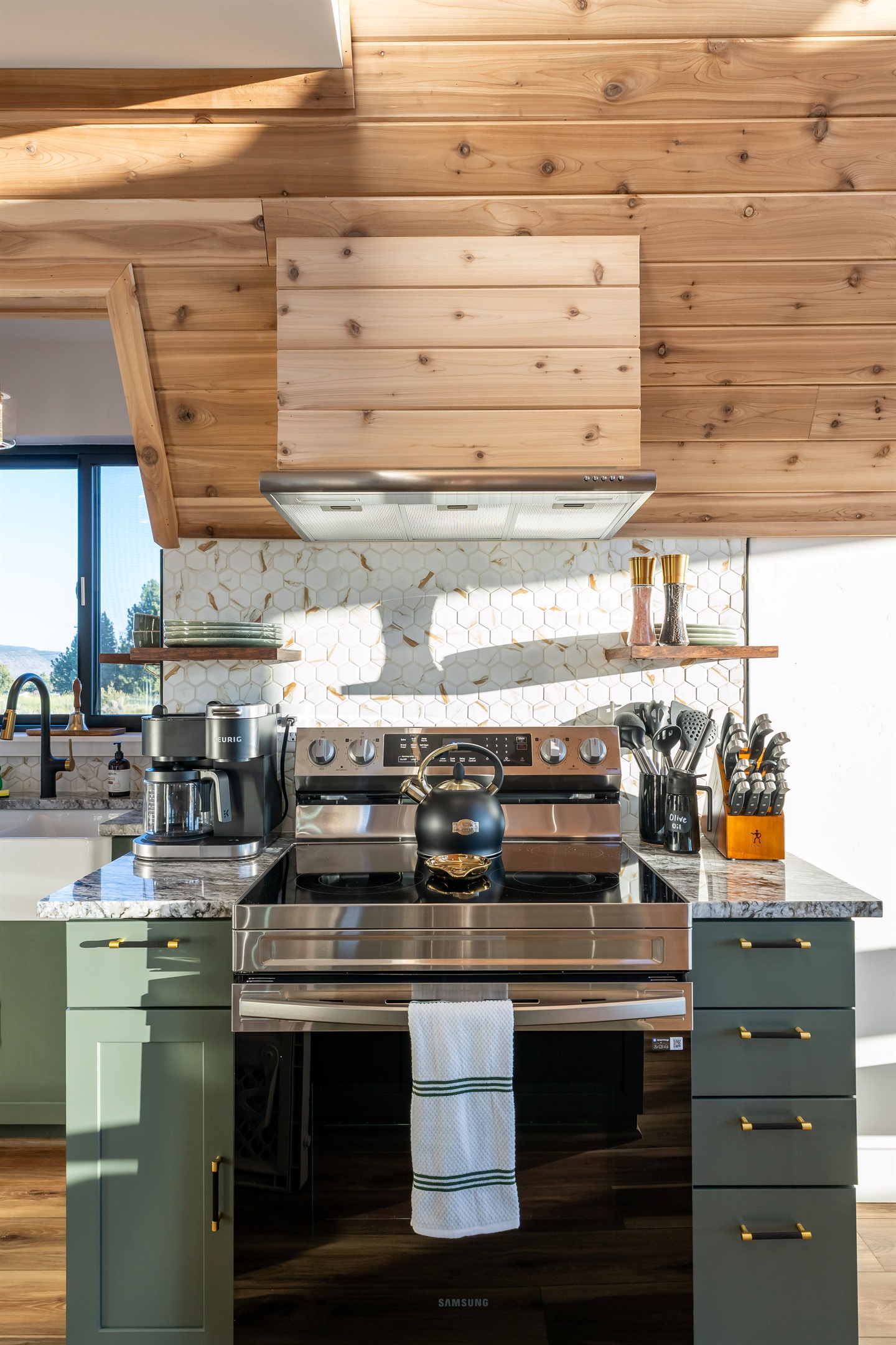 An Inviting Place To Cook For The Family Meals