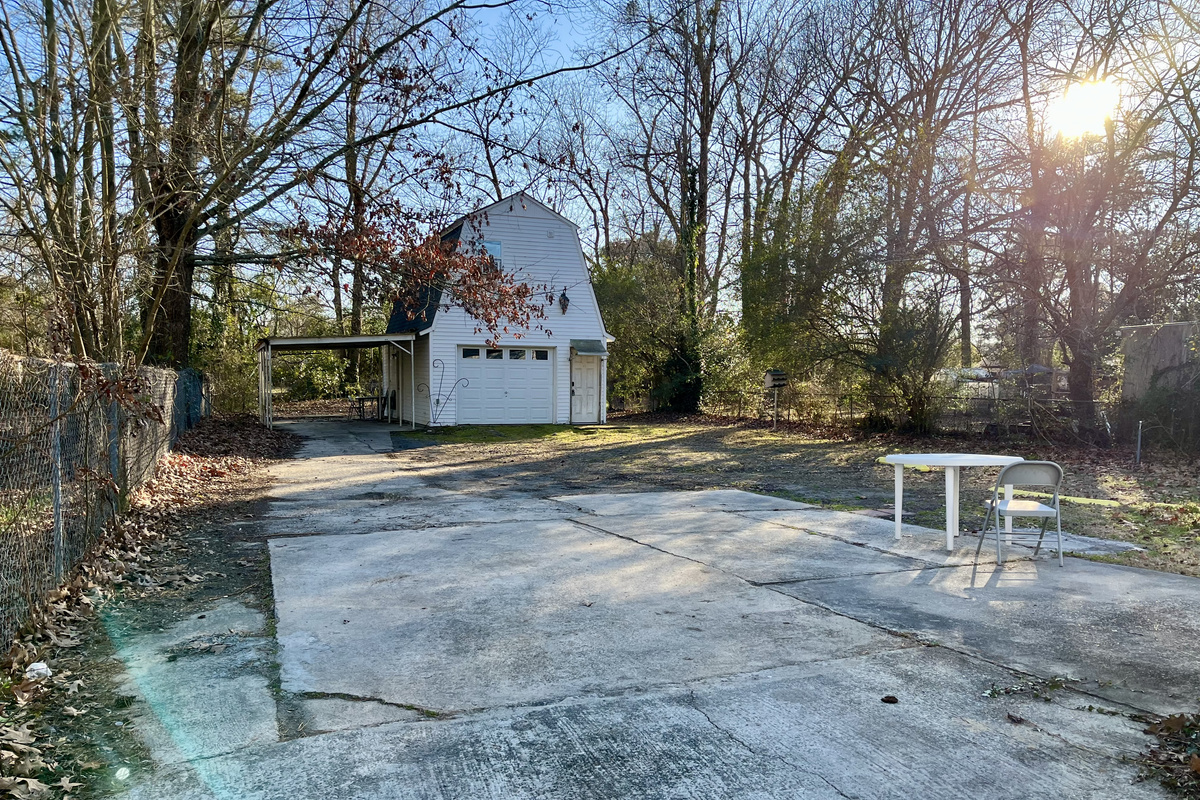 Williams property — View of the detached studio behind the main home.