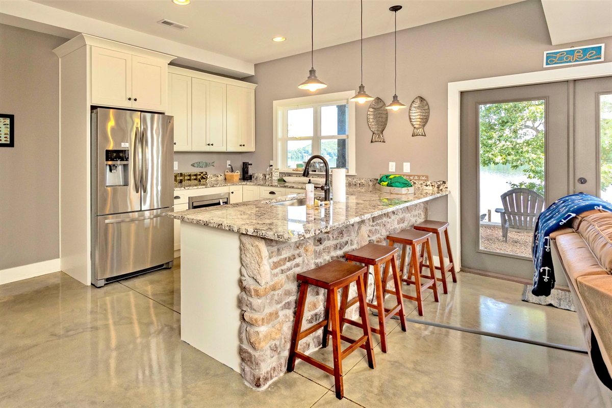 Downstairs Kitchenette