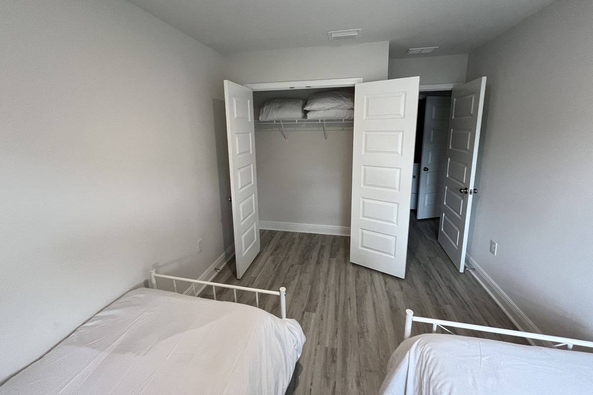 Twin Bedroom