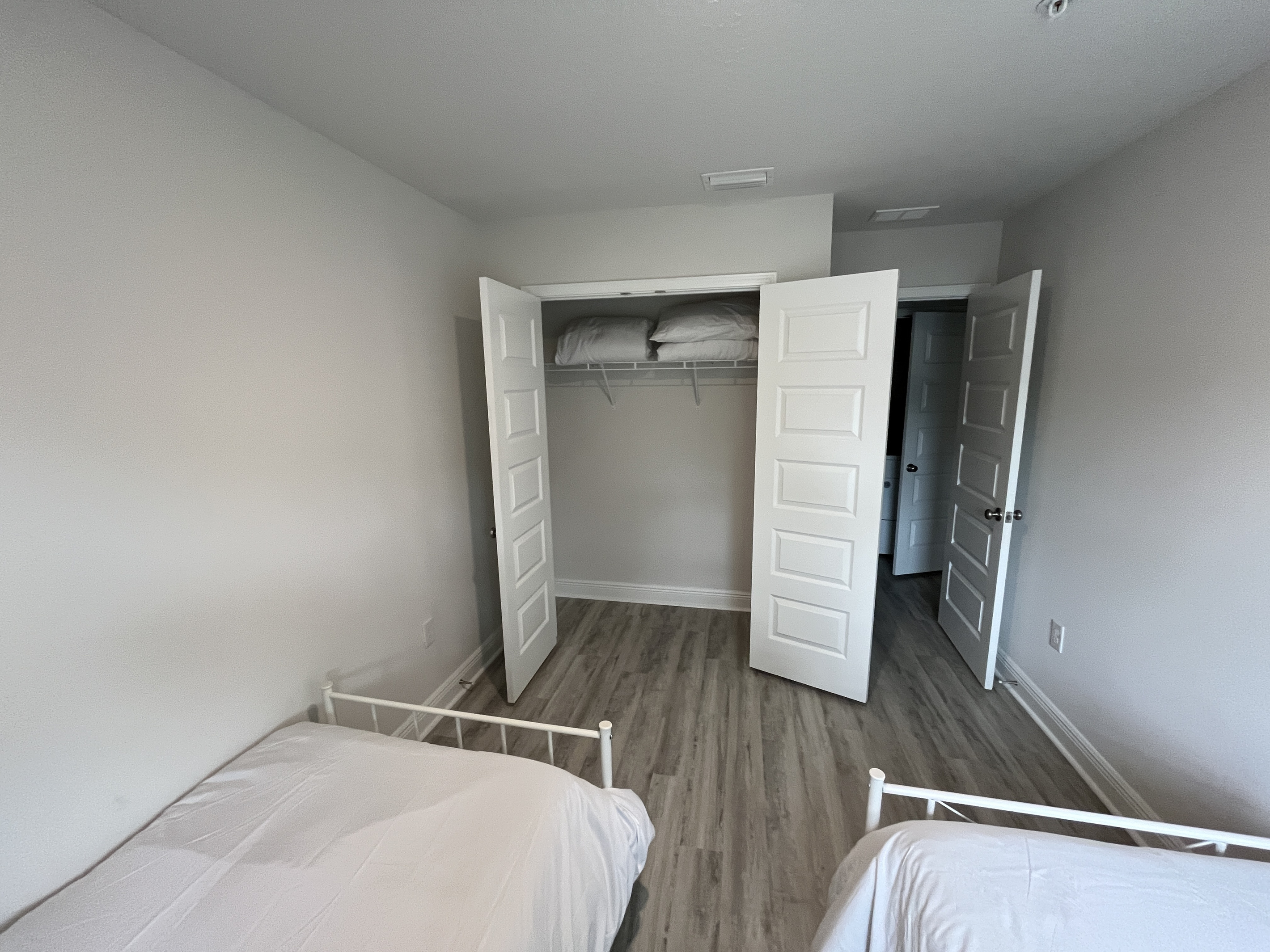 Twin Bedroom