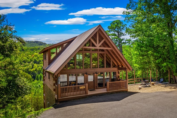 Stress-free arrival with mountain and valley views beyond.