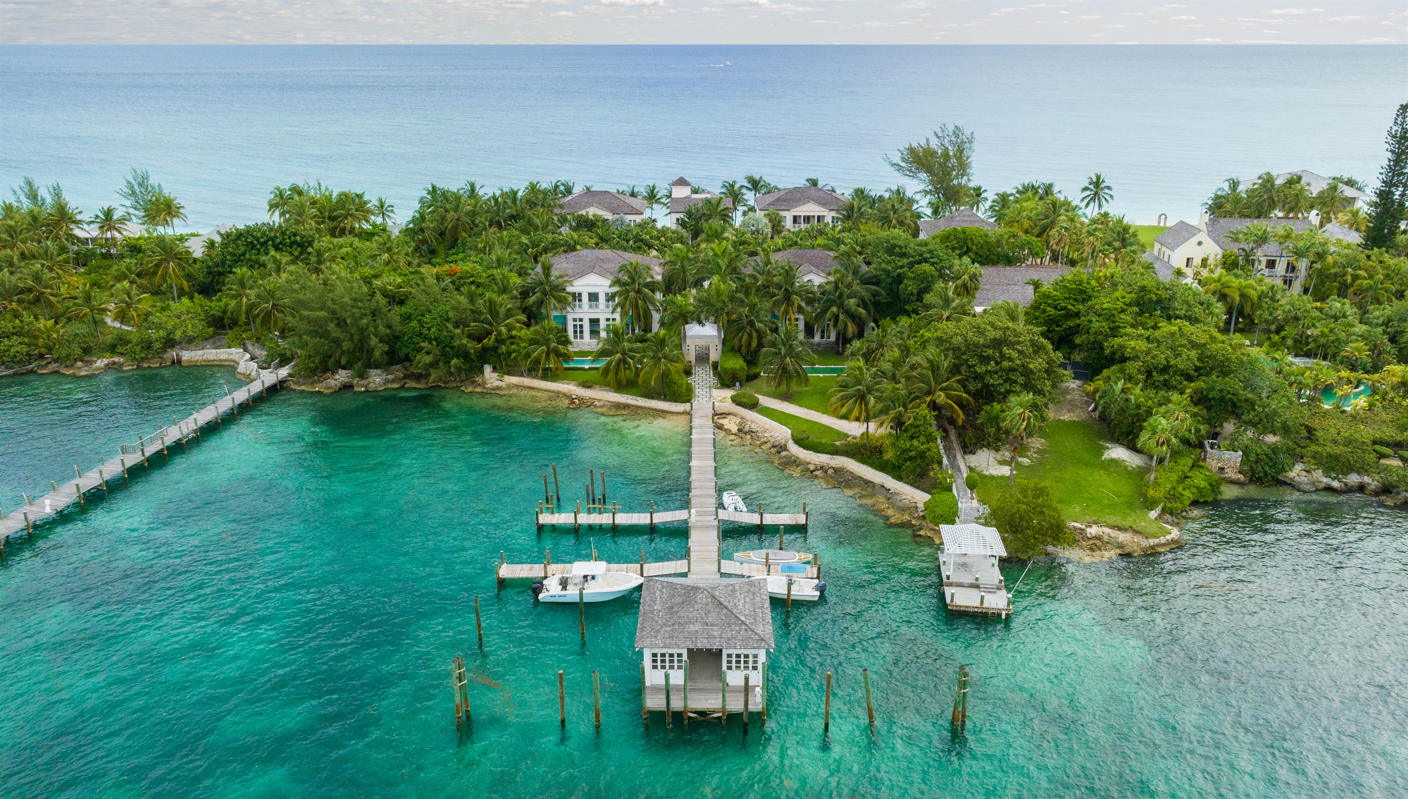 Ocean and harbour access from your private Paradise Island villa