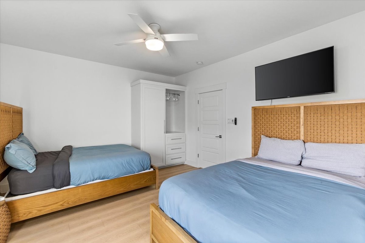 0b347b6afe564ef1b110850b706edc4f Large | Beachhouse | Texas | TX | Vacation Homes | Galveston | Crystal Beach | Kokomo | Breezy Days | Beachfront Elegance | Sunrise Serenity | Southern Sands Property Management, LLC