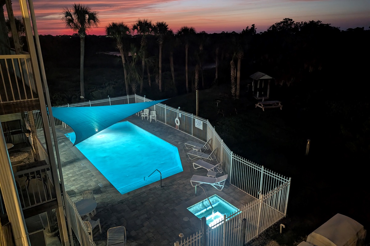 Pool and Hot Tub Available!