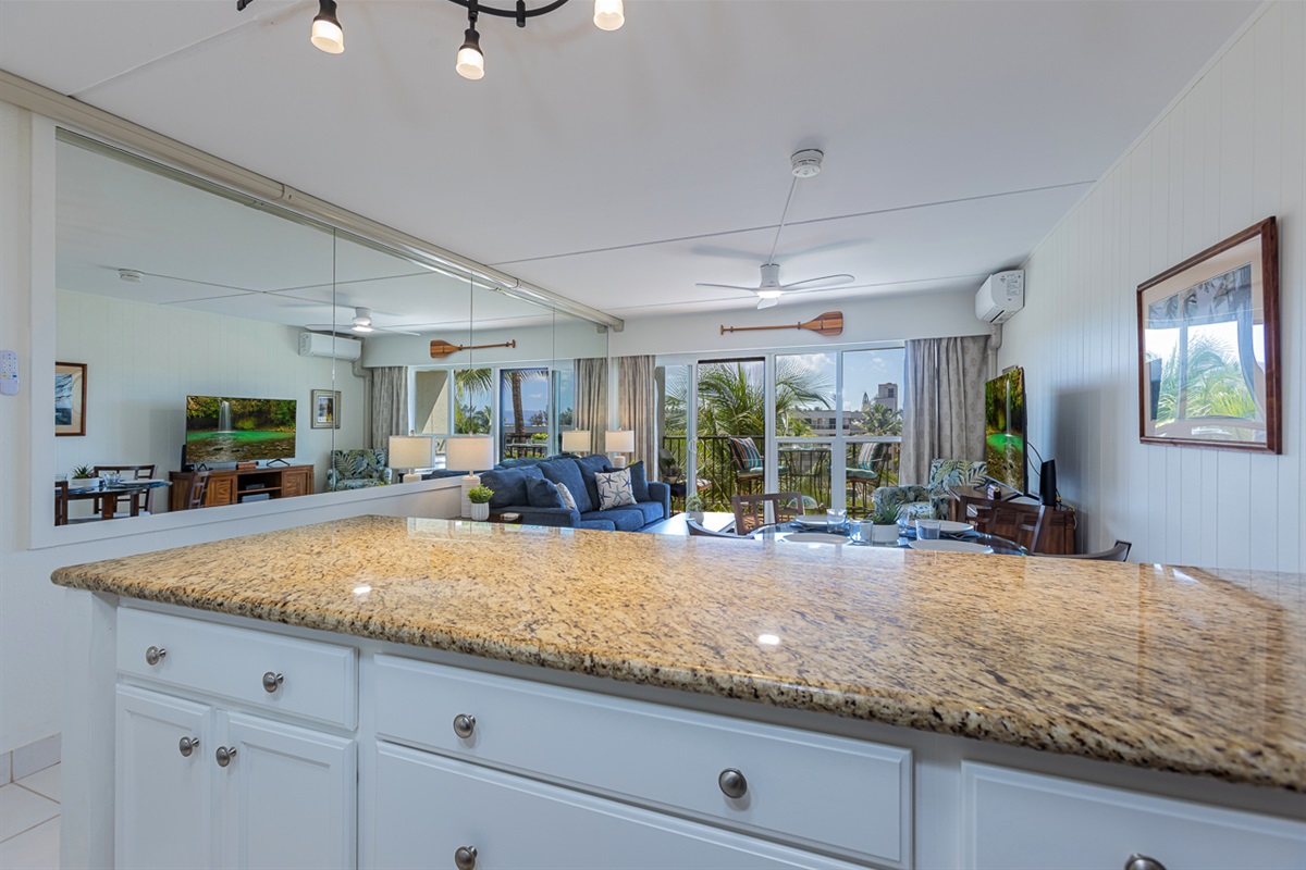 Kitchen Bar Makes an Ideal Breakfast Buffet