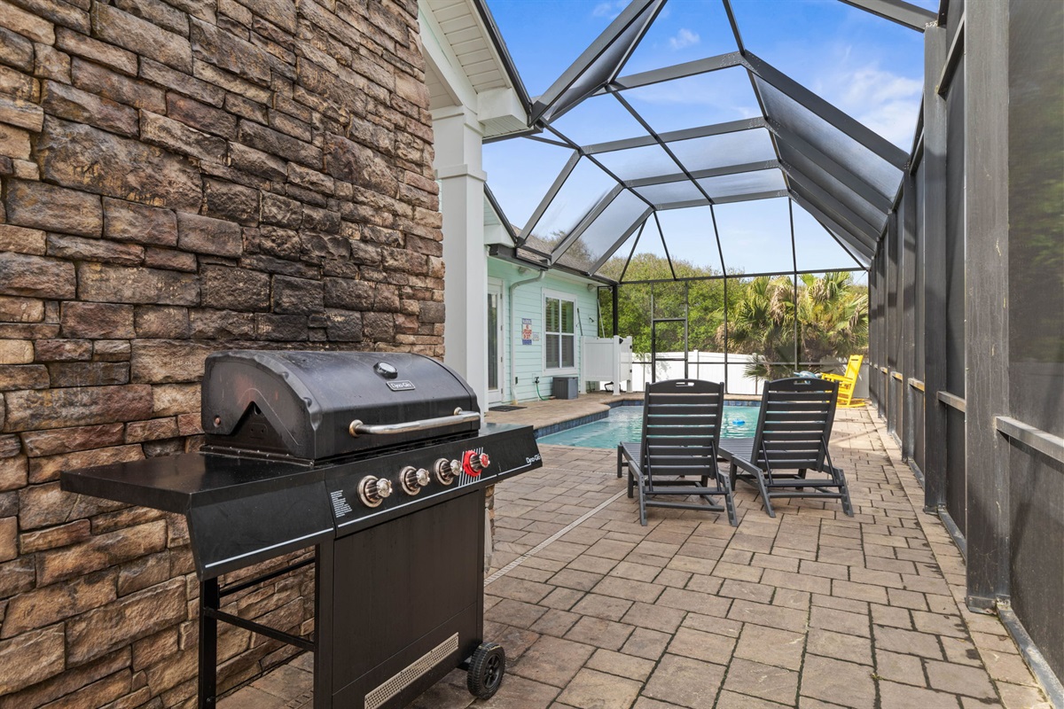 Fire up the grill, float in the pool between bites, and end the evening stretched out in the loungers—this private screened patio makes cookouts feel effortless and every beach day last a little longer.
