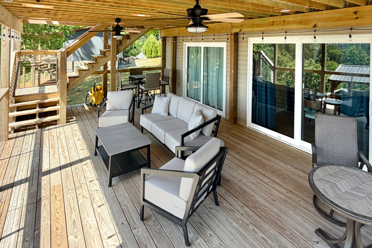 Lower Deck Seating