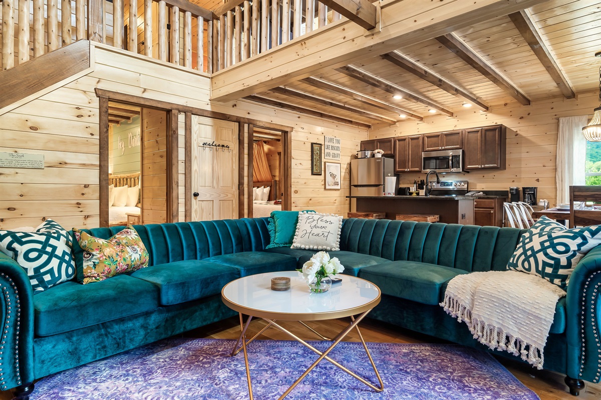 Did Dolly pick the cute decor?