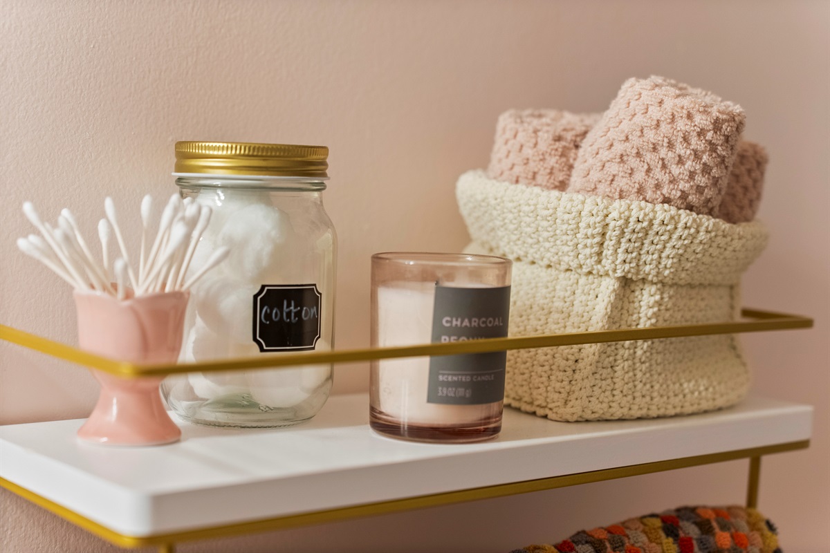 Main bathroom shelf with spa like essentials.