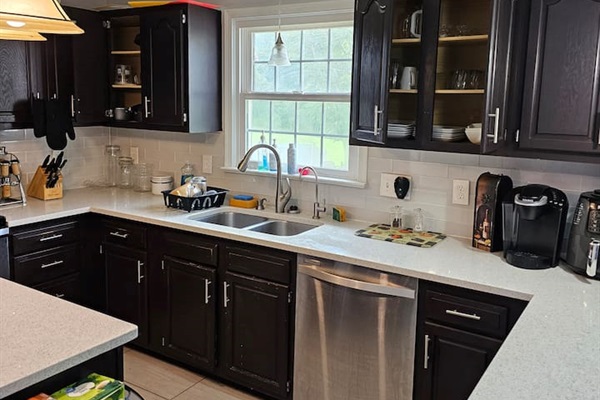 Fully electric stove dishwasher and refrigerator