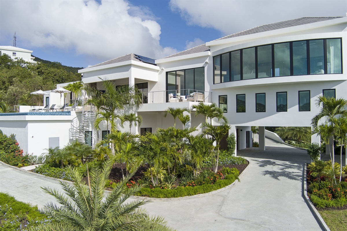 More views of the villa from gated entrance 