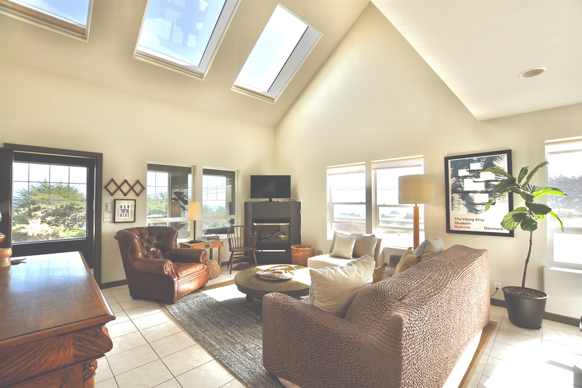 Ocean views from every room, and panoramic skylights bring you into the surroundings night and day