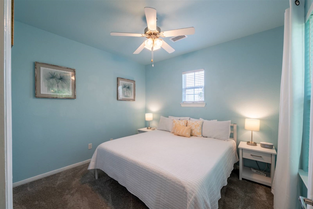 0bb217b2896c438b9ba4864b5a896612 Large | Beachhouse | Texas | TX | Vacation Homes | Galveston | Crystal Beach | Kokomo | Breezy Days | Beachfront Elegance | Sunrise Serenity | Southern Sands Property Management, LLC