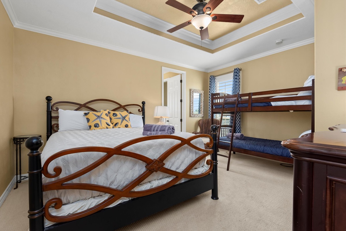 0bbdaf5b8f4542dd83fd926cc3ed41c7 Large | Beachhouse | Texas | TX | Vacation Homes | Galveston | Crystal Beach | Kokomo | Breezy Days | Beachfront Elegance | Sunrise Serenity | Southern Sands Property Management, LLC