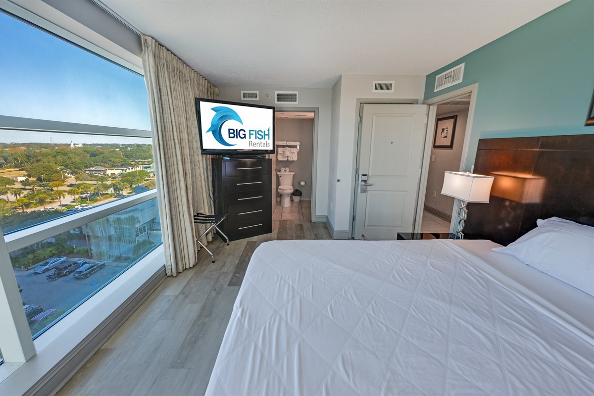 Beautiful Bedroom with Amazing Views 🌊☀️